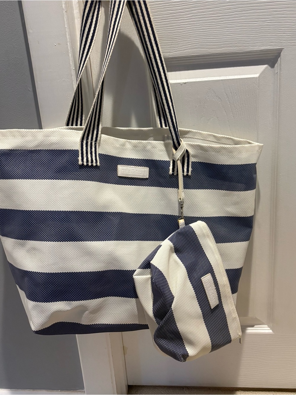 MIA & TESS Striped Navy and White Tote Bag with Pouch